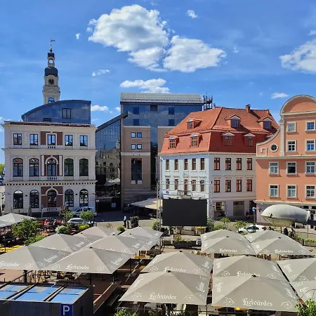 Apartman Sensual Old Town! Location, Bath, Keyless! *